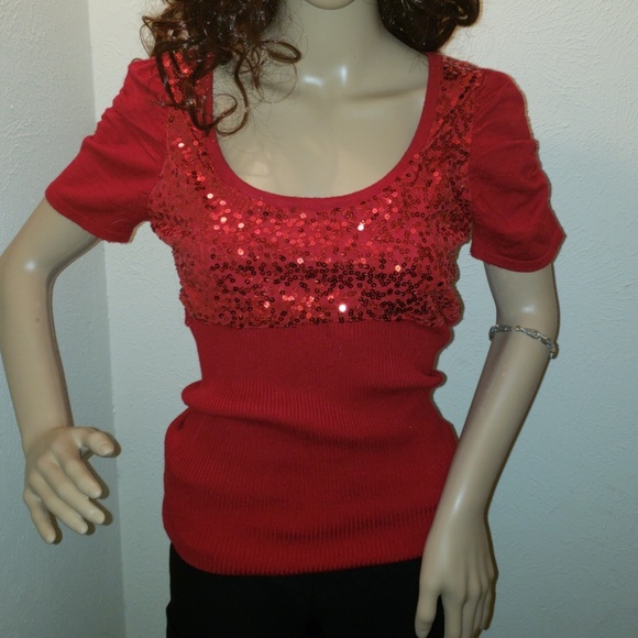 Soulmates Tops - 5/$20Fancy Sparkly red top!